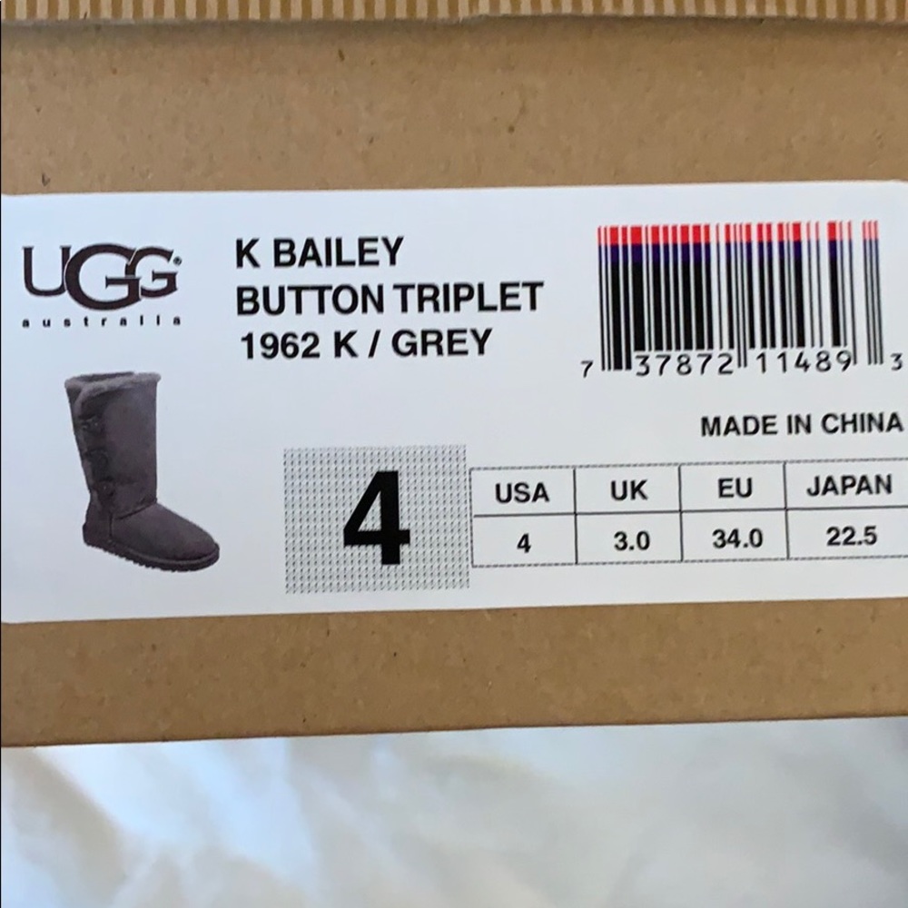 Ugg Triple Bailey Button - image 5
